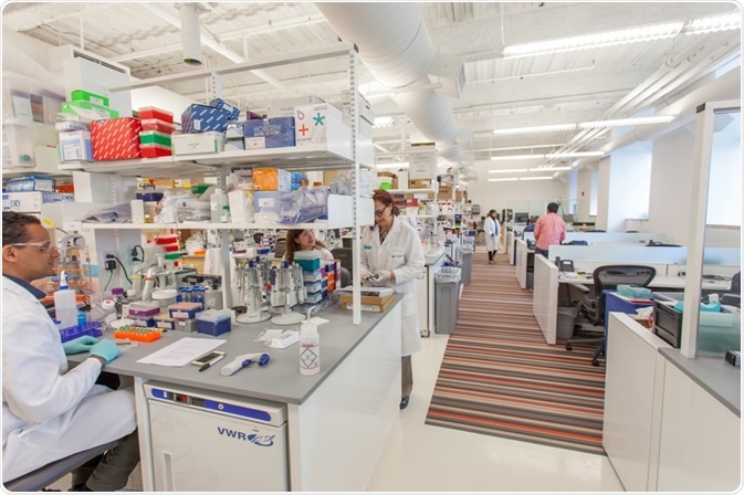 Prior to the introduction of Elemental Machines solution, regular walk-throughs of the 70,000 sq foot LabCentral facility were the only ways to detect lab equipment issues Photo courtesy: LabCentral © Paul Avis Photography.