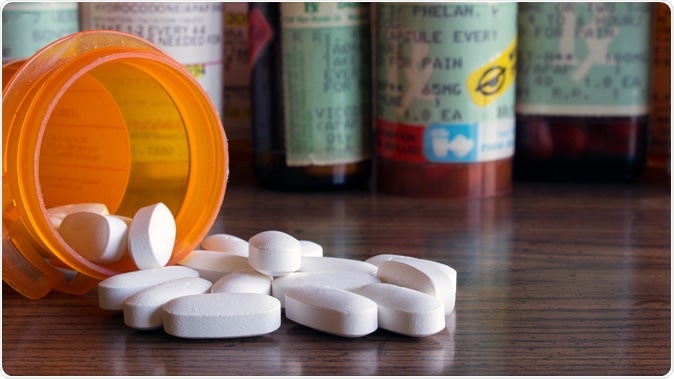 Within 30 days of discharge, nearly half of all surgical patients in the United States received opioids in excess of 200 morphine milligram equivalents (MME). Image Credit: Kimberly Boyles / Shutterstock