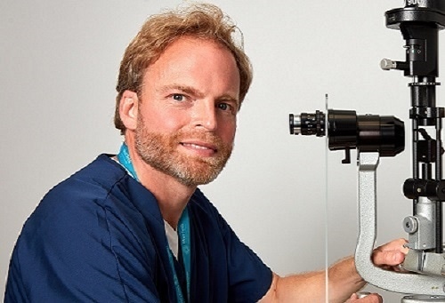 Dr Alex Day - Ophthalmologist