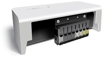 Automated performance verification for UV/Vis spectrophotometers