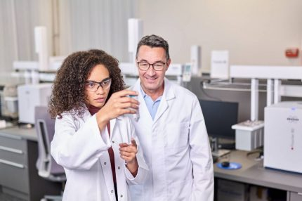 Fourier 80: A Benchtop NMR from Bruker