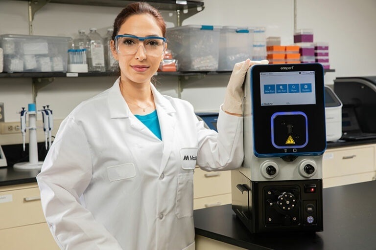 ExPERT STx™ for scalable electroporation technology