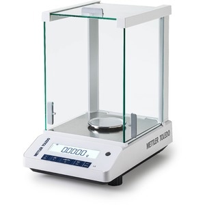 Easy lab weighing with LA Analytical Balances