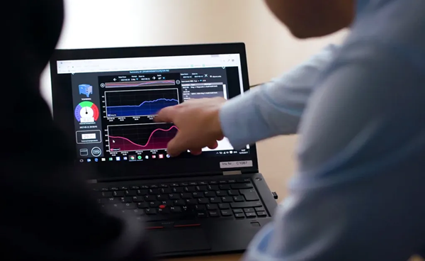 TCW80AC vaccine refrigerator with 83.4 L capacity and +4 °C set temperature