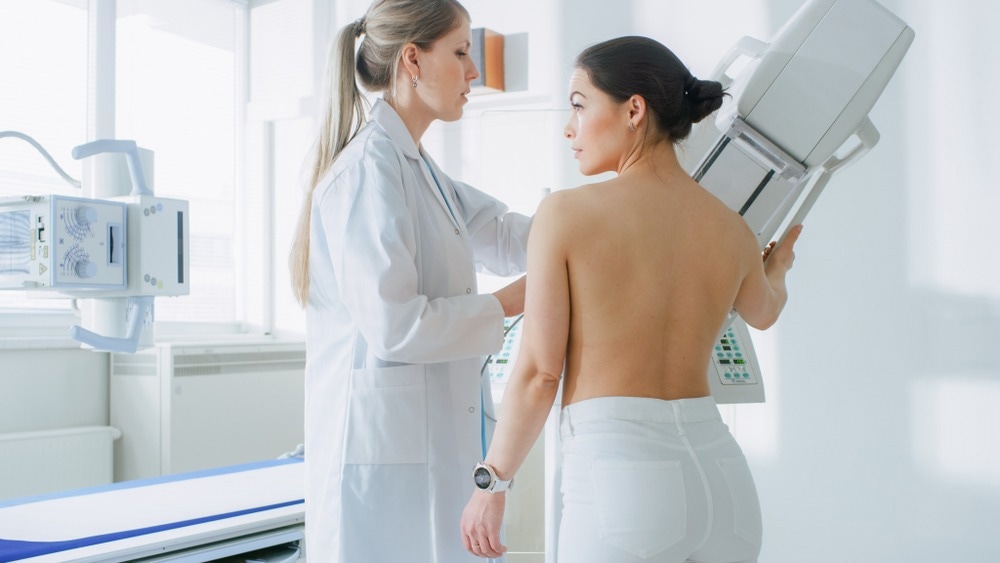 Study: No sonographer, no radiologist: Assessing accuracy of artificial intelligence on breast ultrasound volume sweep imaging scans. Image Credit: Gorodenkoff/Shutterstock
