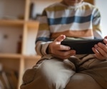 Does reducing leisure-time screen media use improve mental health among children and adolescents?