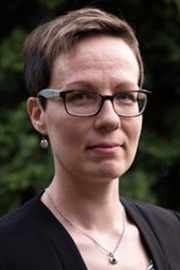 Johanna Uhari-Väänänen