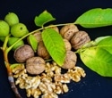 How walnuts combat inflammation and oxidative stress in the body